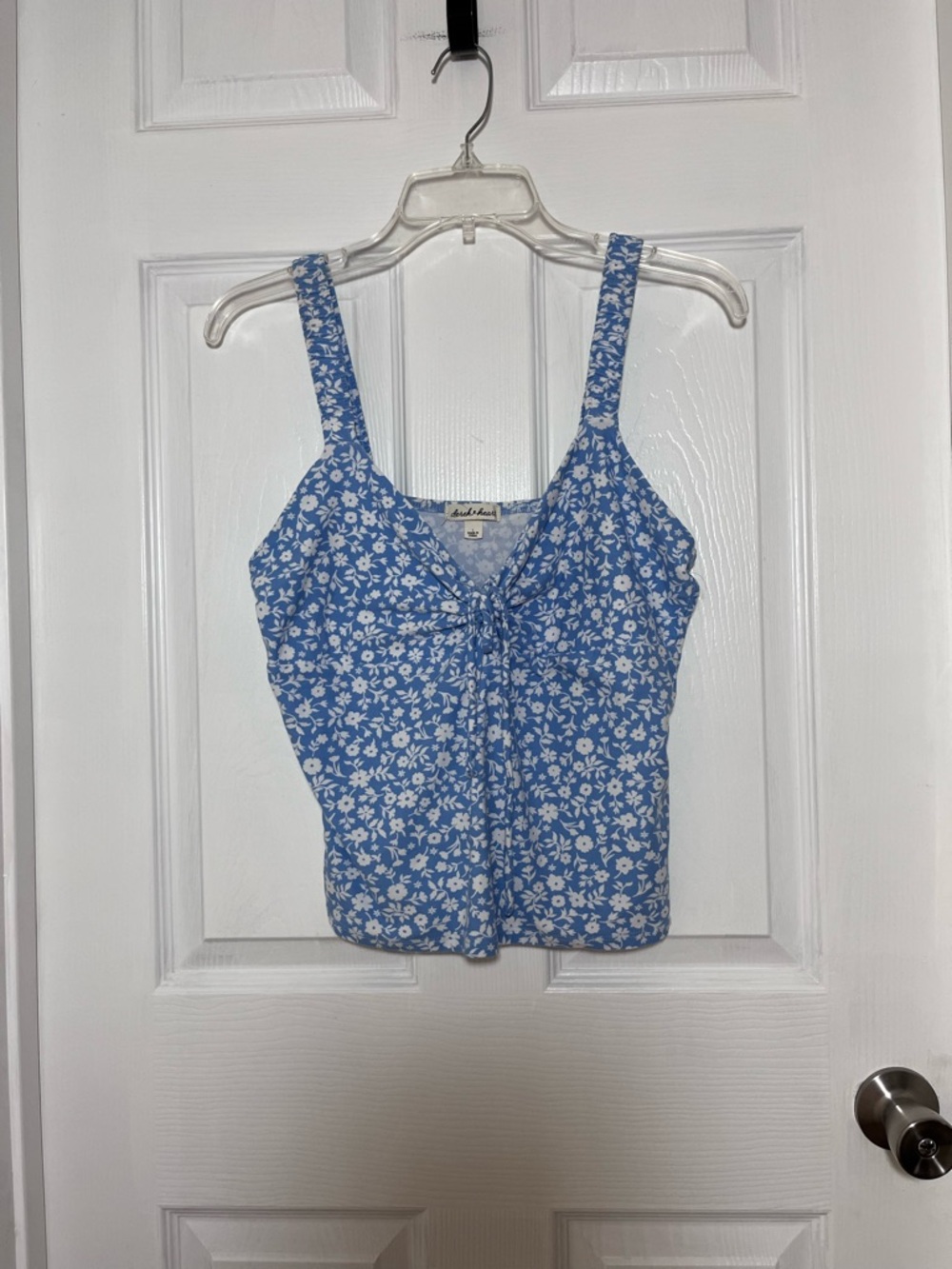 Derek Heart Blue and White Floral Tie-Front Camisole